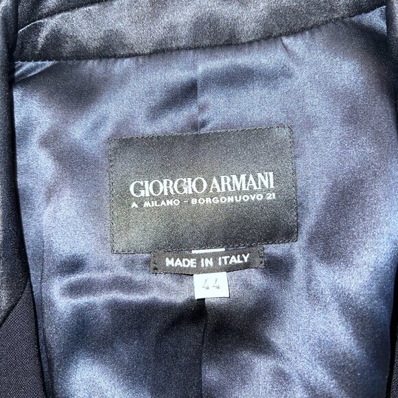 Giorgio Armani Wool Blend Cropped Blazer - Picture 3 of 4